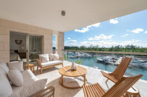 Marina Vista Retreat in Cancun La Amada